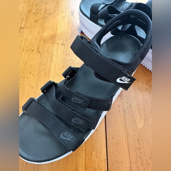 Nike Icon Platform Strap Sandals with Velcro Size 10 Women’s - Picture 4 of 5